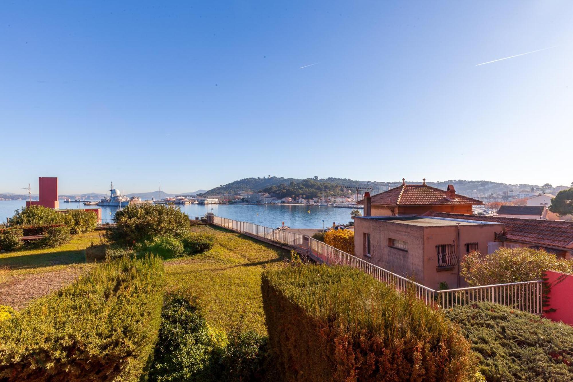 Clubhotel Maeva St Mandrier Saint-Mandrier-sur-Mer Esterno foto